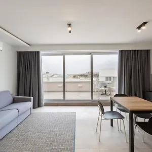 Appartamento 13-hosted By Sweetstay, Gzira